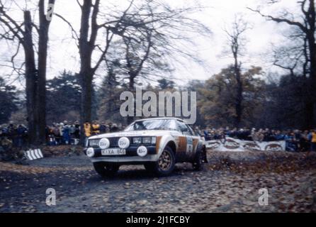 Bjorn Waldegard (SWE) Hans Thorszelius (SWE) Toyota Celica GR4 Toyota Team Europe Banque D'Images