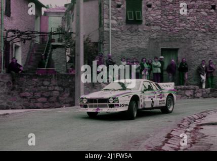 Markku Alen (fin) Ilkka Kivimaki (fin) Lancia Rally 037 GRB Martini Racing Banque D'Images