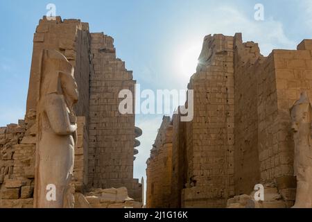 Deuxième pylône de Karnak, en face du Grand Hypostyle Hall, Louxor Banque D'Images