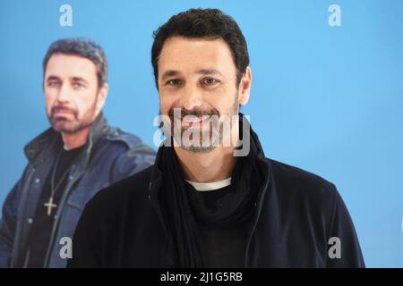 Rome, Italie. 25th mars 2022. Raoul Bova lors de la série télévisée Don Matteo 13 photo à Rome, Italie, 25th mars 2022. (Credit : Alamy News/Massimo Insabato) Credit: massimo Insabato/Alamy Live News Banque D'Images