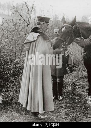 Photo d'archives de Kaiser Wilhelm II avec un cheval. Allemagne. 1916 Banque D'Images