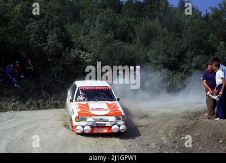 Mauro Pregliasco (ITA) Massimiliano Max Sghedoni (ITA) Ford Escort RS 1600i GRA Ford Italia Repetto Tuning Banque D'Images