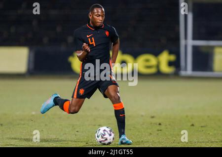 Sofia, Bulgarie. 25th mars 2022. SOFIA, BULGARIE - MARS 25: Neraysho Kasanwirjo des pays-Bas U23 lors du match des qualifications Euro 2023 entre la Bulgarie U23 et les pays-Bas U23 au stade Slavia le 25 mars 2022 à Sofia, Bulgarie (photo de Nikola Krstic/Orange Pictures) crédit: Orange pics BV/Alay Live News Banque D'Images