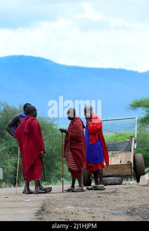 Maasai dans la région d'Arusha, dans le nord de la Tanzanie. Banque D'Images