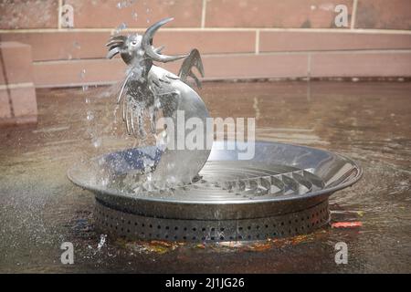 Détail de la fontaine ornementale sur la place du marché à Freudenstadt, Bade-Wurtemberg, Allemagne Banque D'Images