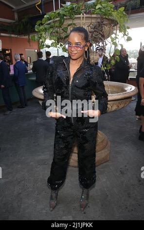 Los Angeles, États-Unis. 25th mars 2022. H.E.R. au WIF Oscar Party 15th Insideat Bar LIS à Los Angeles, Californie, le 25 mars 2022. Credit: Faye Sadou/Media Punch Los Angeles, ca Mars 25: H.E.R. Au WIF Oscar Party 15th Insideat Bar LIS à Los Angeles, Californie, le 25 mars 2022. Crédit : Faye Sadou/Media Punch/Alay Live News Banque D'Images