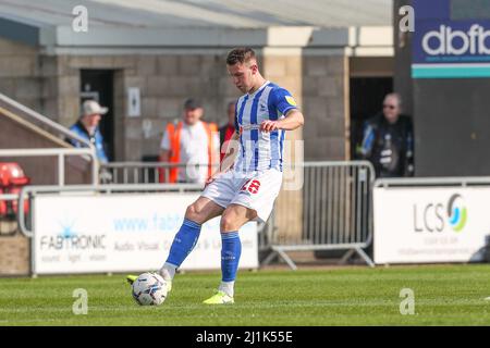 Northampton, Royaume-Uni. 26th MARS Bryn Morris de Hartlepool United lors de la première moitié du match de la Sky Bet League 2 entre Northampton Town et Hartlepool United au PTS Academy Stadium, Northampton, le samedi 26th mars 2022. (Credit: John Cripps | MI News) Credit: MI News & Sport /Alay Live News Banque D'Images