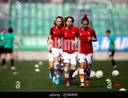 Sassuolo, Europe. 25th mars 2022. Manuela Giugliano (10 COMME Roma) en action pendant la série Un jeu Femminile entre Sassuolo et Roma au Stadio Enzo Ricci à Sassuolo, Italie Michele Finessi/SPP crédit: SPP Sport Press photo. /Alamy Live News Banque D'Images