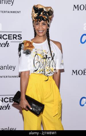 Beverly Hills, États-Unis. 26th mars 2022. Rahvarunia marchant sur le tapis rouge lors du week-end annuel des Oscars le brunch d'Influencer a eu lieu à l'hôtel SLS à Beverly Hills, CA, le 26 mars 2022. (Photo par Anthony Behar/Sipa USA) crédit: SIPA USA/Alay Live News Banque D'Images