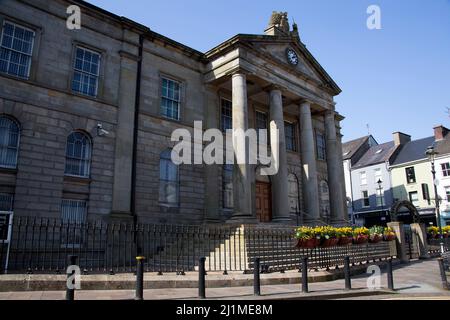 Palais de justice d'Omagh, un tribunal situé dans la rue High, Omagh, comté de Tyrone, Irlande du Nord