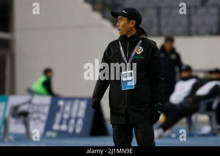 26 nov 2019-Yongin, Corée du Sud-Masato Nagata de Nippon TV Beleza Head Coach action lors d'un championnat de club féminin 2019-FIFA/AFC Pilot Tournamant Nippon TV Beleza V Jiangsu Suning Ladies football Club au Yongin Citizens Sports Park à Yongin, Corée du Sud.Score du match 1-1, identique. Banque D'Images