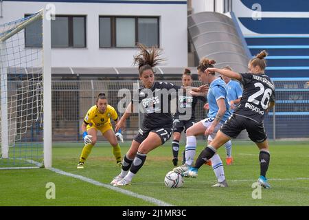 Rome, Italie. 26th mars 2022. Championnat italien de football Ligue A femmes 2021/2022 jour 18 match entre S.S. Lazio femmes vs Empoli F.C. Mesdames au stade Mirko Fersini le 26 mars 2022, à Formello (Rome), Italie (Credit image: © Roberto Bettacchi/Pacific Press via ZUMA Press Wire) Banque D'Images