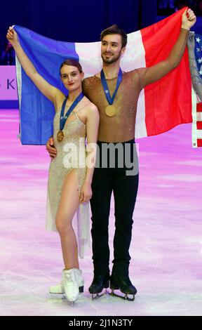 Gabriella Papadakis et Guillaume Cizeron, médaillée d'or en France, se produisent lors de l'épreuve de patinage de danse libre sur glace aux Championnats du monde de patinage artistique 2022 de l'UIP à Montpellier, dans le sud de la France, le 27 mars 2022.photo de Patrick Aventurier/ABACAPRESS.COM Banque D'Images