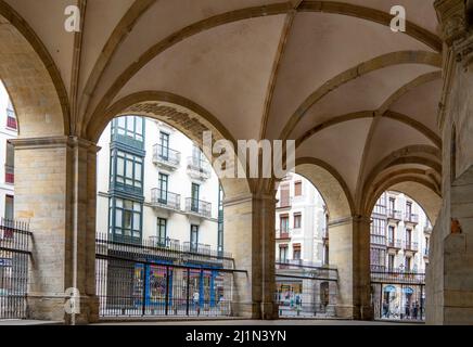 Bilbao, Espagne - 14 juin 2018 : le portique de la cathédrale de Santiago Banque D'Images