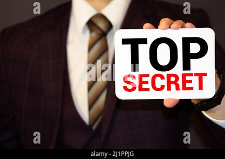 dossier ou fichier top secret dans un bureau d'affaires. Banque D'Images