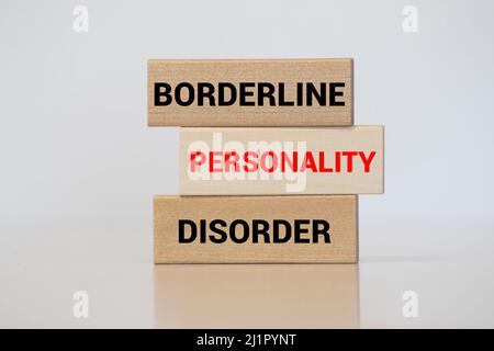 Acronyme de BPD Borderline Personality Disorder sur fond de bois Banque D'Images