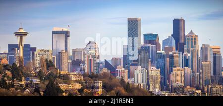 Seattle est un important port maritime côtier et le siège du comté de King, dans l'État américain de Washington Banque D'Images