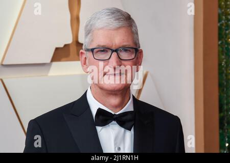 Los Angeles, États-Unis. 27th mars 2022. Tim Cook marche sur le tapis rouge aux Academy Awards 94th qui se tiennent au Dolby Theatre à Hollywood, CA, le 27 mars 2022. (Photo par Sthanlee B. Mirador/Sipa USA) crédit: SIPA USA/Alay Live News Banque D'Images