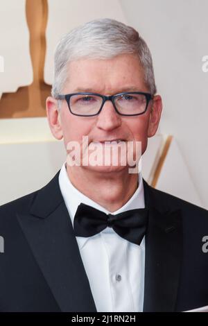 Los Angeles, États-Unis. 27th mars 2022. Tim Cook marche sur le tapis rouge aux Academy Awards 94th qui se tiennent au Dolby Theatre à Hollywood, CA, le 27 mars 2022. (Photo par Sthanlee B. Mirador/Sipa USA) crédit: SIPA USA/Alay Live News Banque D'Images