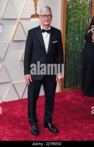 Los Angeles, États-Unis. 27th mars 2022. Tim Cook marche sur le tapis rouge aux Academy Awards 94th qui se tiennent au Dolby Theatre à Hollywood, CA, le 27 mars 2022. (Photo par Sthanlee B. Mirador/Sipa USA) crédit: SIPA USA/Alay Live News Banque D'Images