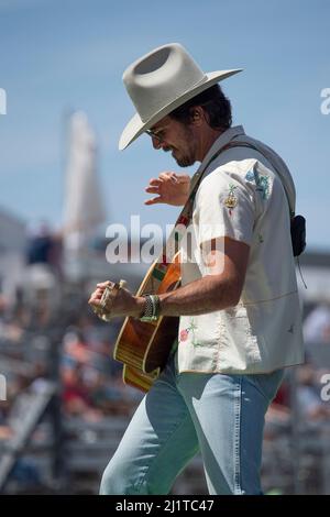 Les Amériques. 27th mars 2022. Mark Wystrach, chanteur principal du groupe de country Midland, se produit au Grand Prix automobile d'EchoPark, circuit of the Americas. Austin, Texas. Mario Cantu/CSM/Alamy Live News Banque D'Images