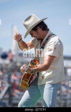 Les Amériques. 27th mars 2022. Mark Wystrach, chanteur principal du groupe de country Midland, se produit au Grand Prix automobile d'EchoPark, circuit of the Americas. Austin, Texas. Mario Cantu/CSM/Alamy Live News Banque D'Images