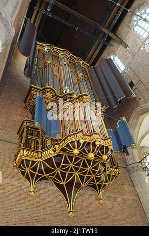 Orgue Thomas Hill. Acheté en 1990 par le Pieterskerk à Leyde aux pays-Bas. Cet orgue spécial a été acheté à une église anglaise,équipée Johns Brownwood Park à Londres. Le Pieterskerk, une église protestante néerlandaise de style gothique tardif à Leyde dédiée à Saint Pierre. Connue aujourd'hui comme l'église des Pères pèlerins, où le pasteur John Robinson a été enterré.pères de l'orgue church.church. Banque D'Images