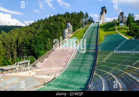 Conditions estivales au saut à ski sur la Bergisel à Innsbruck Banque D'Images