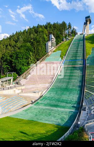 Conditions estivales au saut à ski sur la Bergisel à Innsbruck Banque D'Images