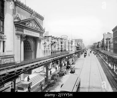 Street Scene et Elevated train Tracks, Bowery, New York, New York, Etats-Unis, Detroit Publishing Company, 1905 Banque D'Images