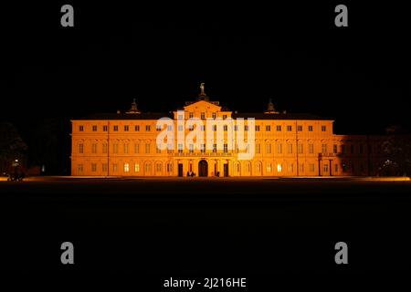 Palais résidentiel baroque de nuit à Rastatt, Bade-Wurtemberg, Allemagne Banque D'Images