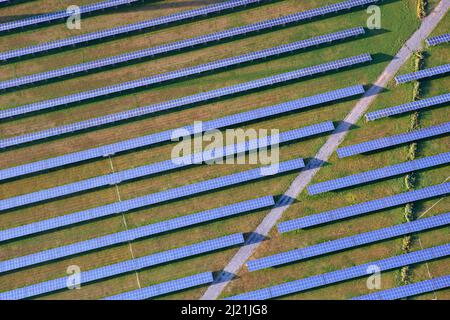 Panneaux solaires, vue aérienne, Belgique, Flandre Banque D'Images