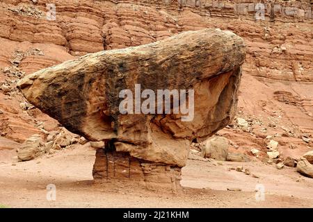 rock formation Balanced Rocks, États-Unis, Arizona, Marble Canyon, Lees Ferry Banque D'Images