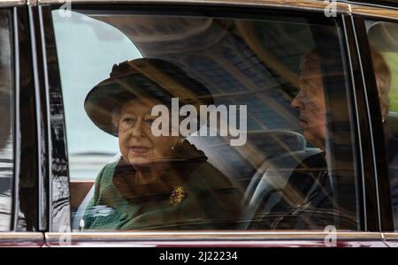 Londres, Angleterre, Royaume-Uni. 29th mars 2022. LA REINE ELIZABETH II et LE PRINCE ANDREW quittent le service de Thanksgiving pour le prince Philip à l'abbaye de Westminster. (Image de crédit : © Tayfun Salci/ZUMA Press Wire) Banque D'Images