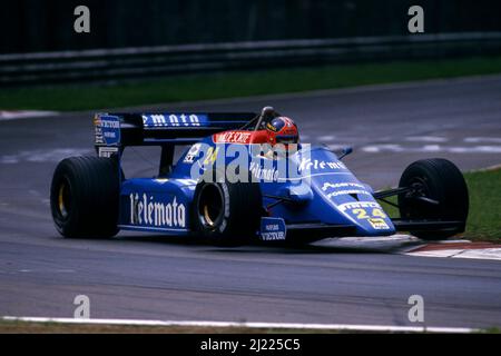 Piercarlo Ghinzani (ITA) Osella FA1F Alfa Romeo Banque D'Images