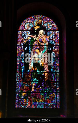 Détail vitraux, cathédrale de Canterbury. Site du martyre de Thomas a Becket. Kent, Angleterre Banque D'Images