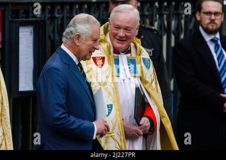 Westminster Abbey, Londres, Royaume-Uni. 29th mars 2022.HRH Prince Charles, prince de Galles, duc de Cornwall, départ à l'abbaye de Westminster après le service de Thanksgiving pour la vie de HRH le prince Philip, duc d'Édimbourg, décédé au château de Windsor l'année dernière. Amanda Rose/Alamy Live News Banque D'Images