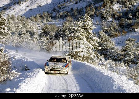 Markku Alen (fin) Ilkka Kivimaki (fin) Lancia Rally 037 GRB Martini Racing Banque D'Images