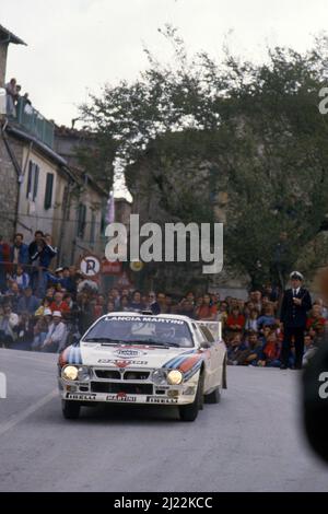 Markku Alen (fin) Ilkka Kivimaki (fin) Lancia Rally 037 GRB Martini Racing Banque D'Images