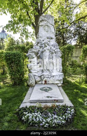 Vienne, Autriche - 26 avril 2015 : Johann Strauss Memorial à Zentralfriedhof, Vienne, Autriche. Strauss meurt à Vienne en 1899. Banque D'Images