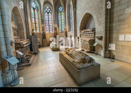New York, Etats-Unis - 22 octobre 2015 : le Sanctuaire du musée Cloisters à New York, Etats-Unis. Les cloîtres ont été construits par des objets européens d'origine par Banque D'Images