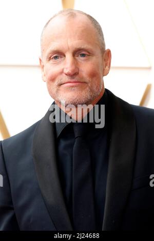 28 mars 2022, Los Angeles, CA, Etats-Unis: LOS ANGELES - 27 MARS: Woody Harrelson à l'Academy Awards 94th au Dolby Theatre le 27 mars 2022 à Los Angeles, CA (Credit image: © Kay Blake/ZUMA Press Wire) Banque D'Images