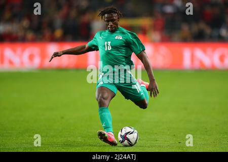 Bruxelles, Belgique. 29th mars 2022. Abdoul Guiebre du Burkina Faso passe le ballon lors d'un match international de football entre la Belgique et le Burkina Faso à Bruxelles, Belgique, le 29 mars 2022. Credit: Zheng Huansong/Xinhua/Alay Live News Banque D'Images