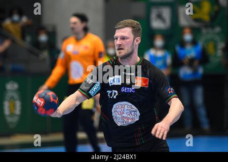 Lisbonne, Portugal. 29th mars 2022. Philipp Weber de SC Magdeburg vu en action lors du dernier match de handball de la Ligue européenne EHF de 16 entre Sporting CP et SC Magdeburg à Pavilhão João Rocha.final score; Sporting CP 29:29 SC Magdeburg. (Photo de Bruno de Carvalho/SOPA Images/Sipa USA) crédit: SIPA USA/Alay Live News Banque D'Images