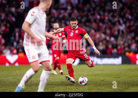 Copenhague, Danemark. 29th mars 2022. Dusan Tadic (10) de Serbie vu pendant le football amical entre le Danemark et la Serbie à Parken à Copenhague. (Crédit photo : Gonzales photo/Alamy Live News Banque D'Images