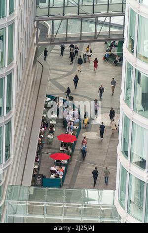 Le Cardinal Place, Victoria Street, Londres, Angleterre Banque D'Images