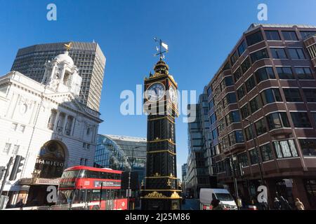 Little Ben est une tour d'horloge miniature en fonte, Vauxhall Bridge Road et Victoria Street, à Westminster, dans le centre de Londres, près de la gare Victoria Banque D'Images