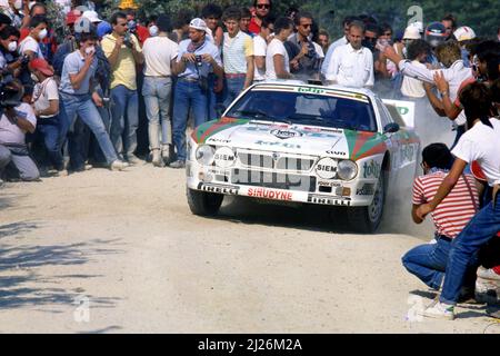 Dario Cerrato (ITA) Giuseppe Geppi Cerri (ITA) Lancia Rally 037 GRB Jolly Club Totip Banque D'Images