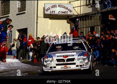 Markku Alen (fin) Ilkka Kivimaki (fin) Lancia Delta S4 GRB Martini Racing Banque D'Images