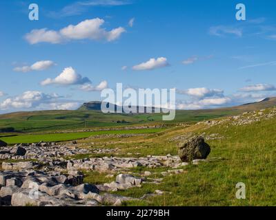 Pen-y-Gand de Winskill près de Stainforth à Ribblesdale, Yorkshire Banque D'Images